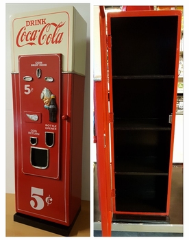 Coca cola kast mannetje van hout