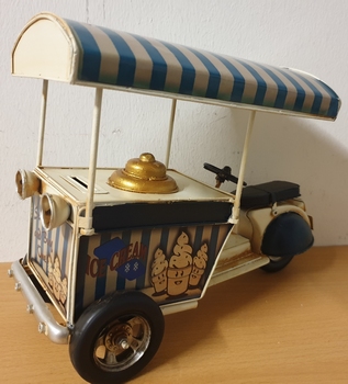 Ijsco kar metalen  miniatuur ijsjes schepijs