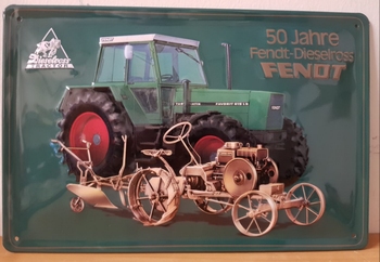 Fendt 50 jahre dieselross metalen reclamebord  RELIEF