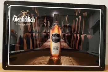 Glenfiddich fles  RELIEF metalen reclamebord