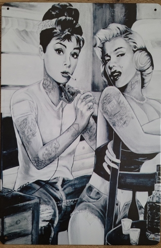 Audrey hepburn Marilyn Monoe tattoo reclamebord metaal
