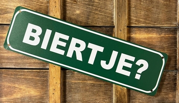 Biertje reclamebord van metaal