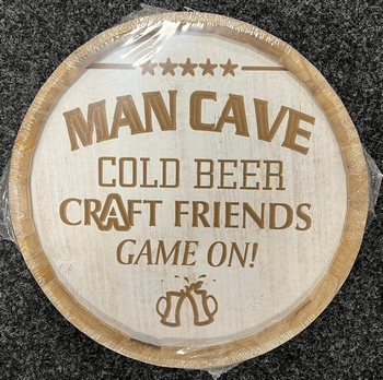 Man cave cold beer friends barrel houten vatdeksel