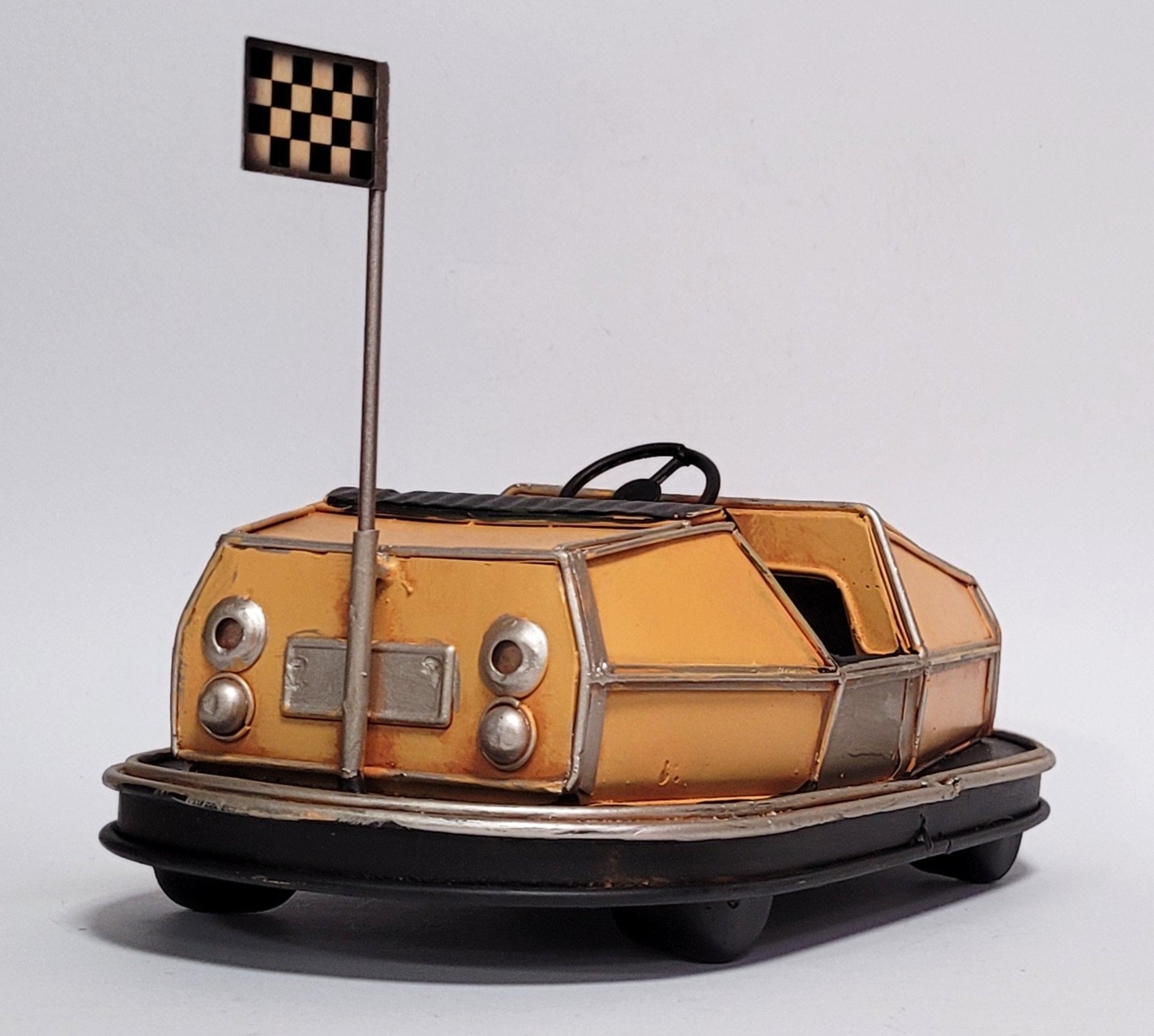 Botsauto geel groot miniatuur metalen modelauto