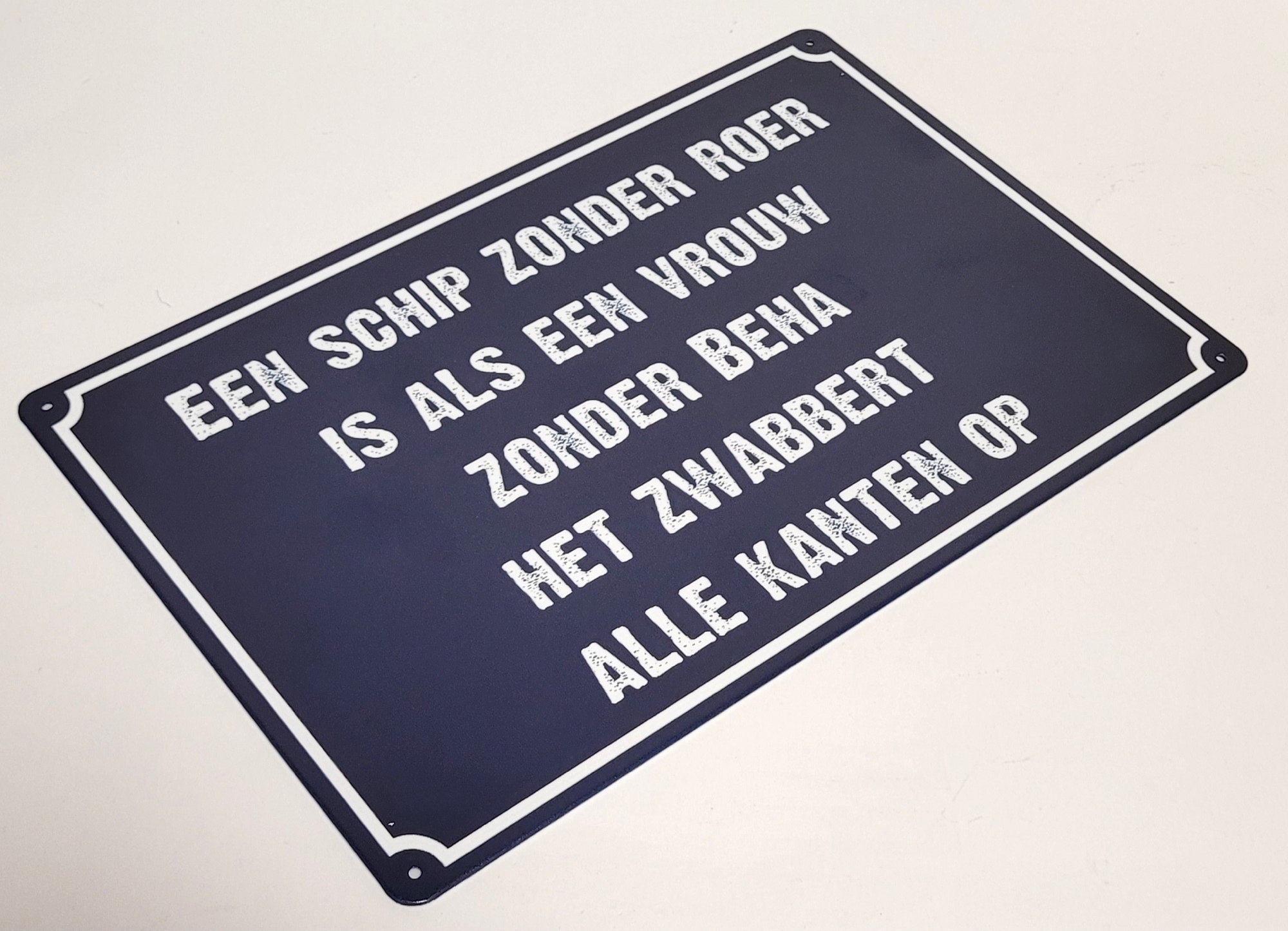 Een Schip zonder Roer wandbord van metaal