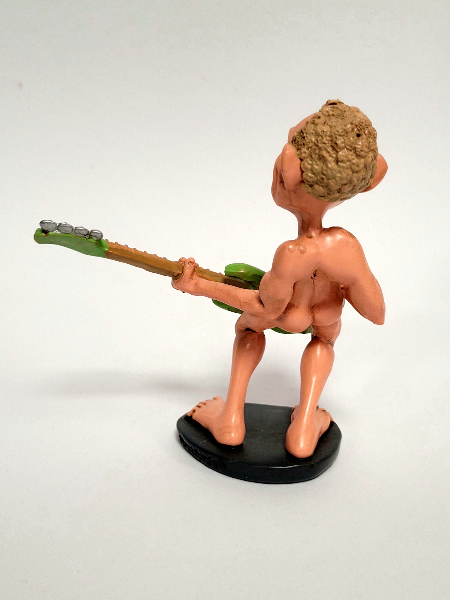 Flea Red Hot Chili Peppers Beeldje by Warren Stratfort