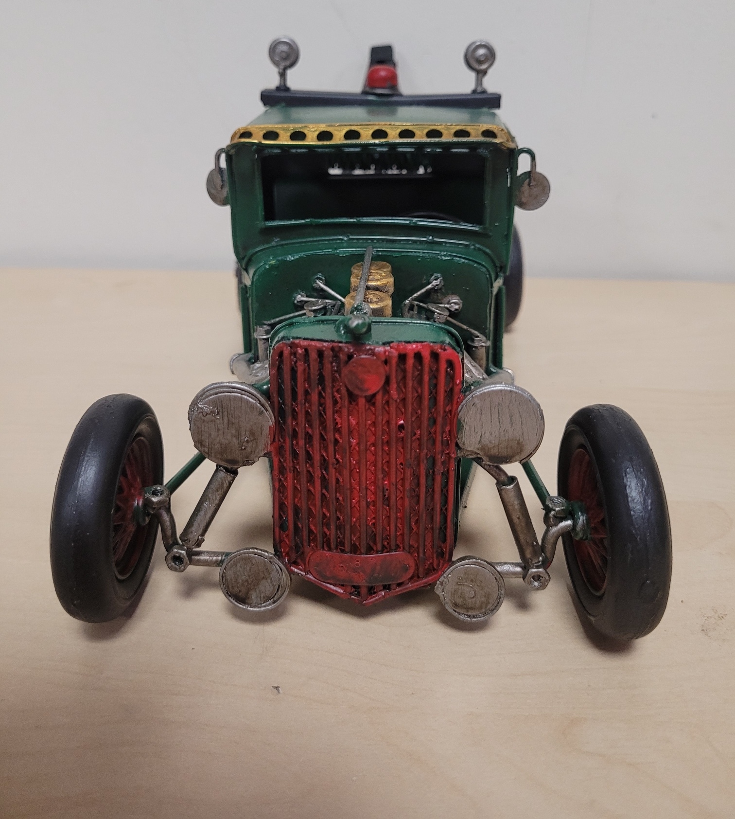 Hotrod groen sleepwagen metalen model