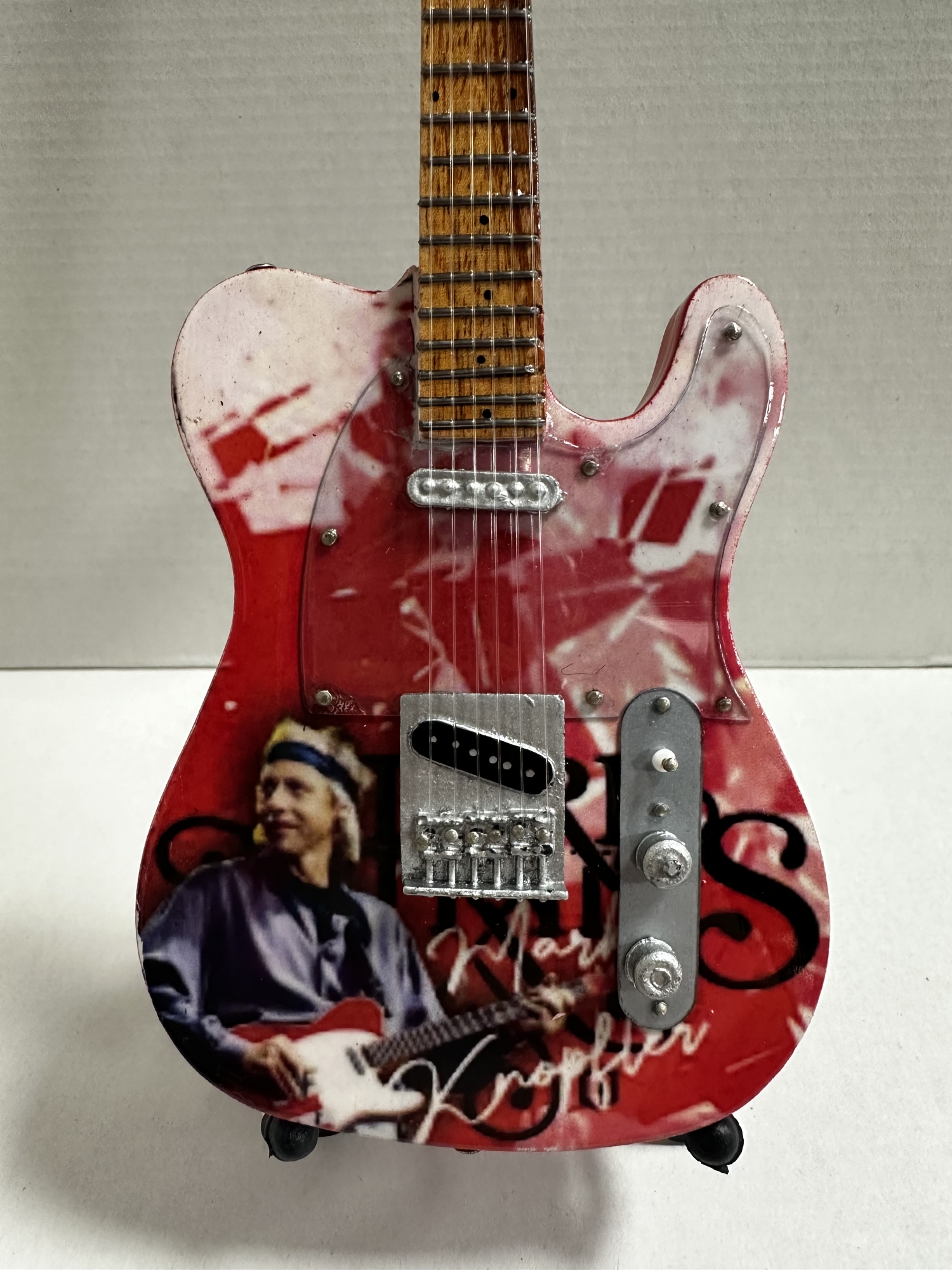 Mini Gitaar Mark Knopfler Dire Straits