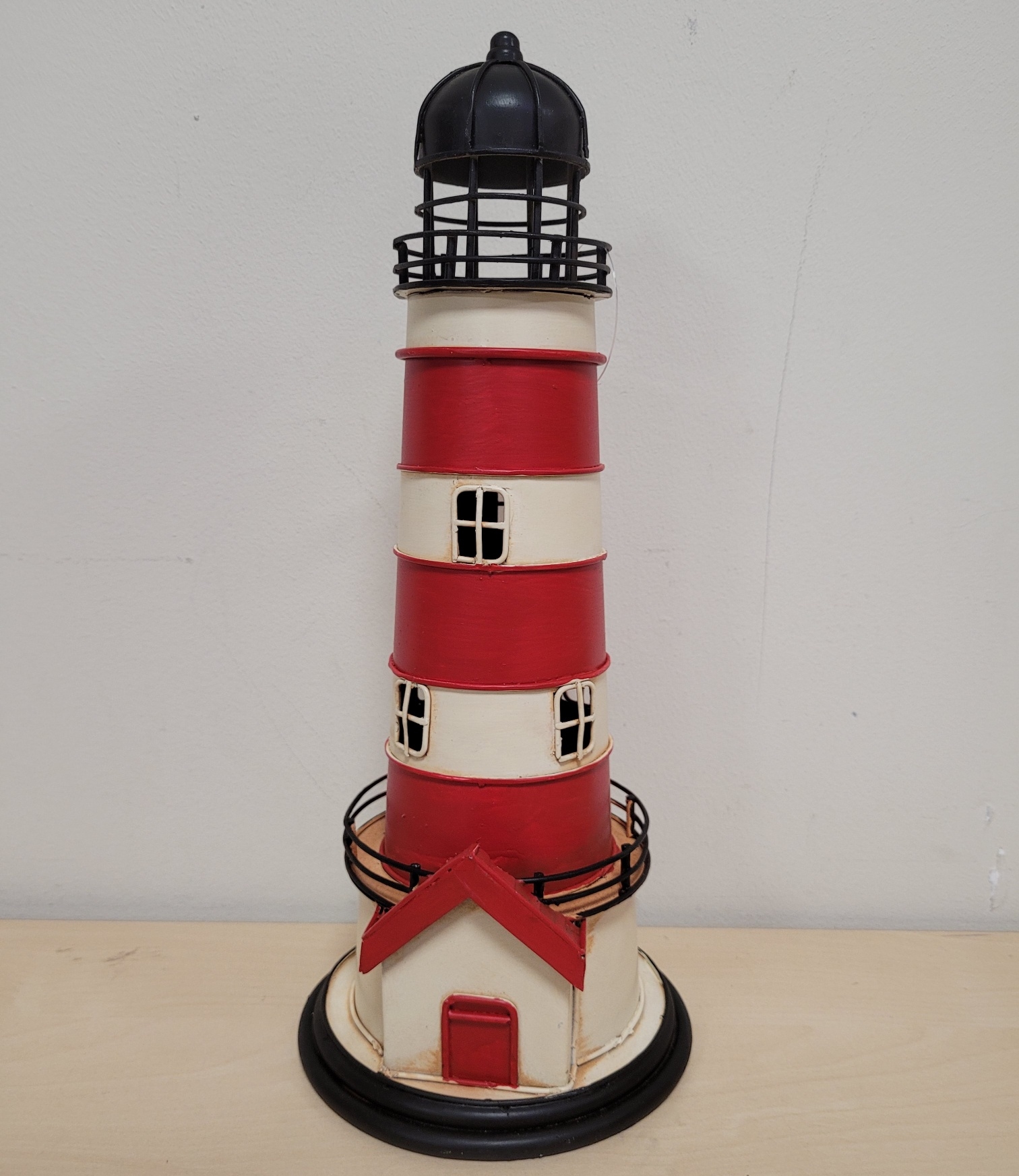 Vuurtoren metalen model rood wit metalen model